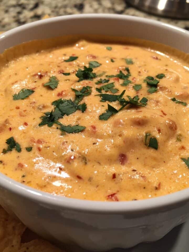 Cheesy Rotel Ranch Queso