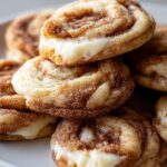 Cinnamon Roll Cheesecake Cookies