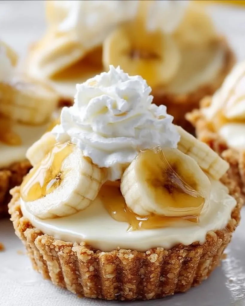 No-Bake Mini Banana Cream Pies