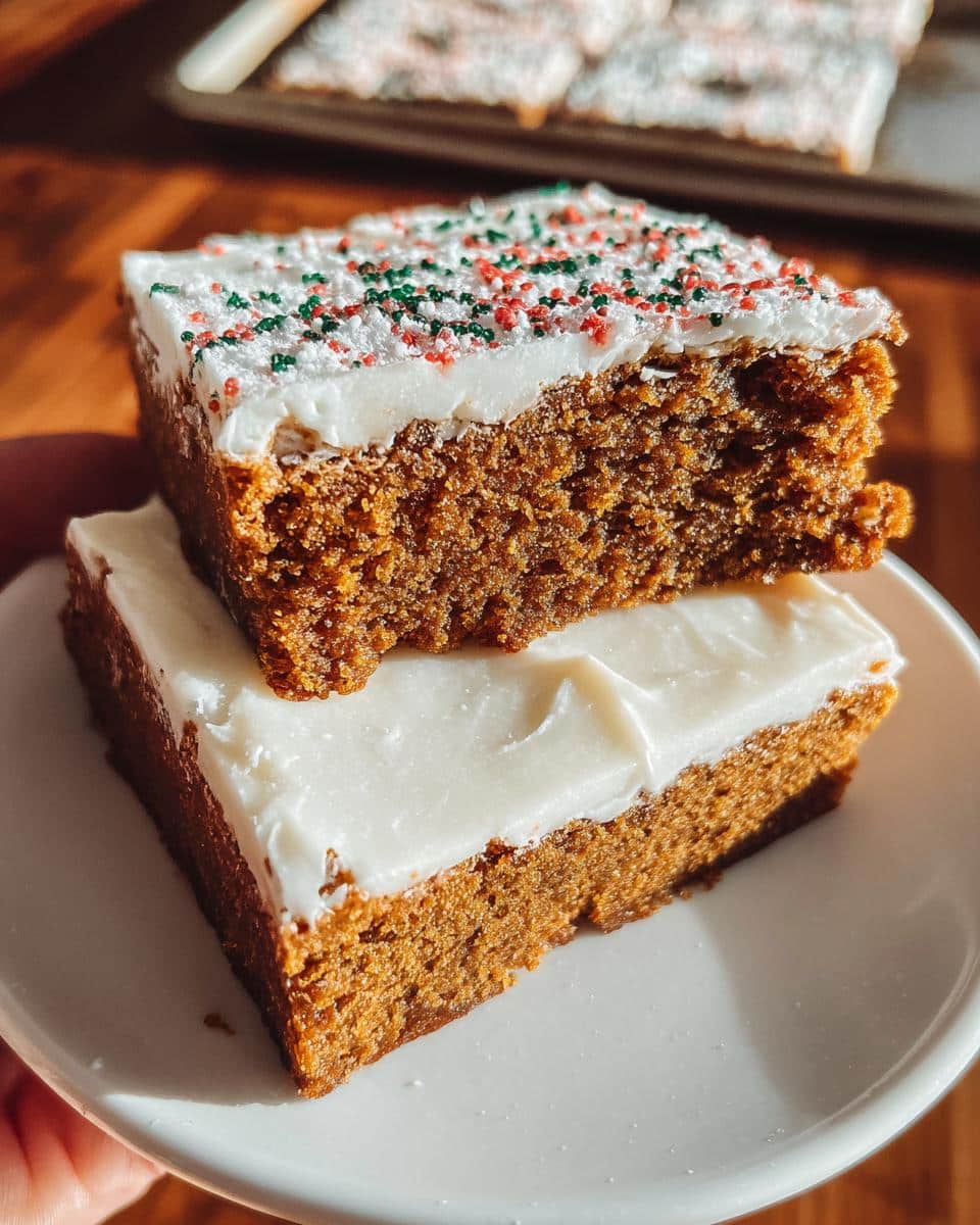 Soft Gingerbread Cookie Bars - detail 1