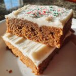 Soft Gingerbread Cookie Bars
